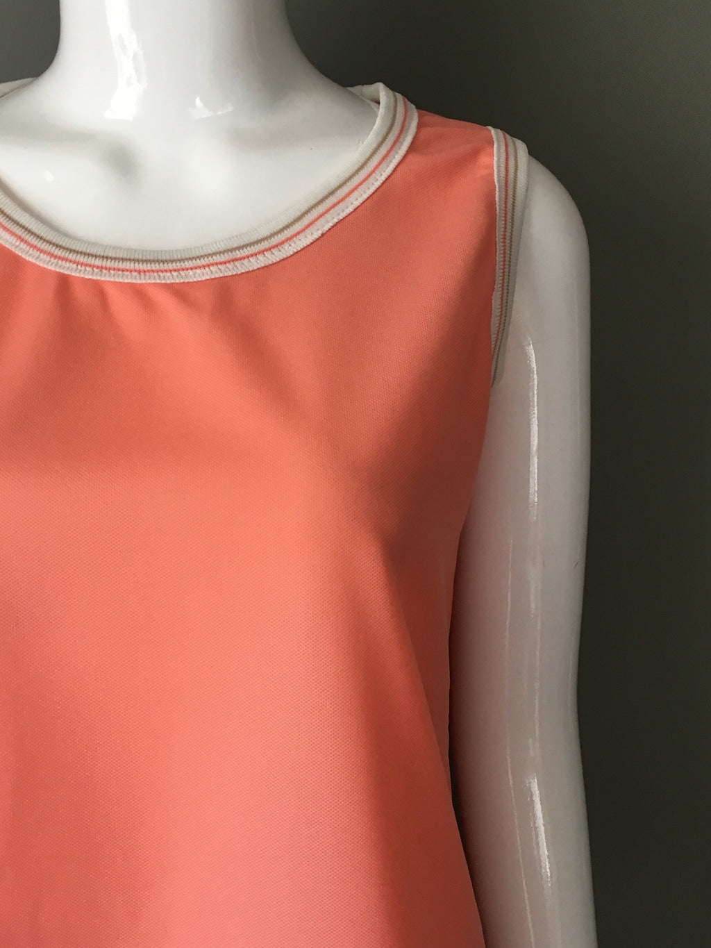 Cutest Vtg 70s Jantzen Peach Poly Sleeveless Scoop Neck Poly Top Indie Mint L