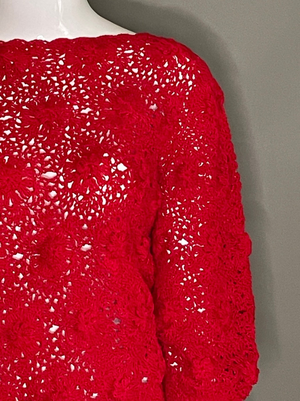 Super Cute Vtg 70s Red Hand Crocheted Rosette Top Blouse 3/4 Sleeves M