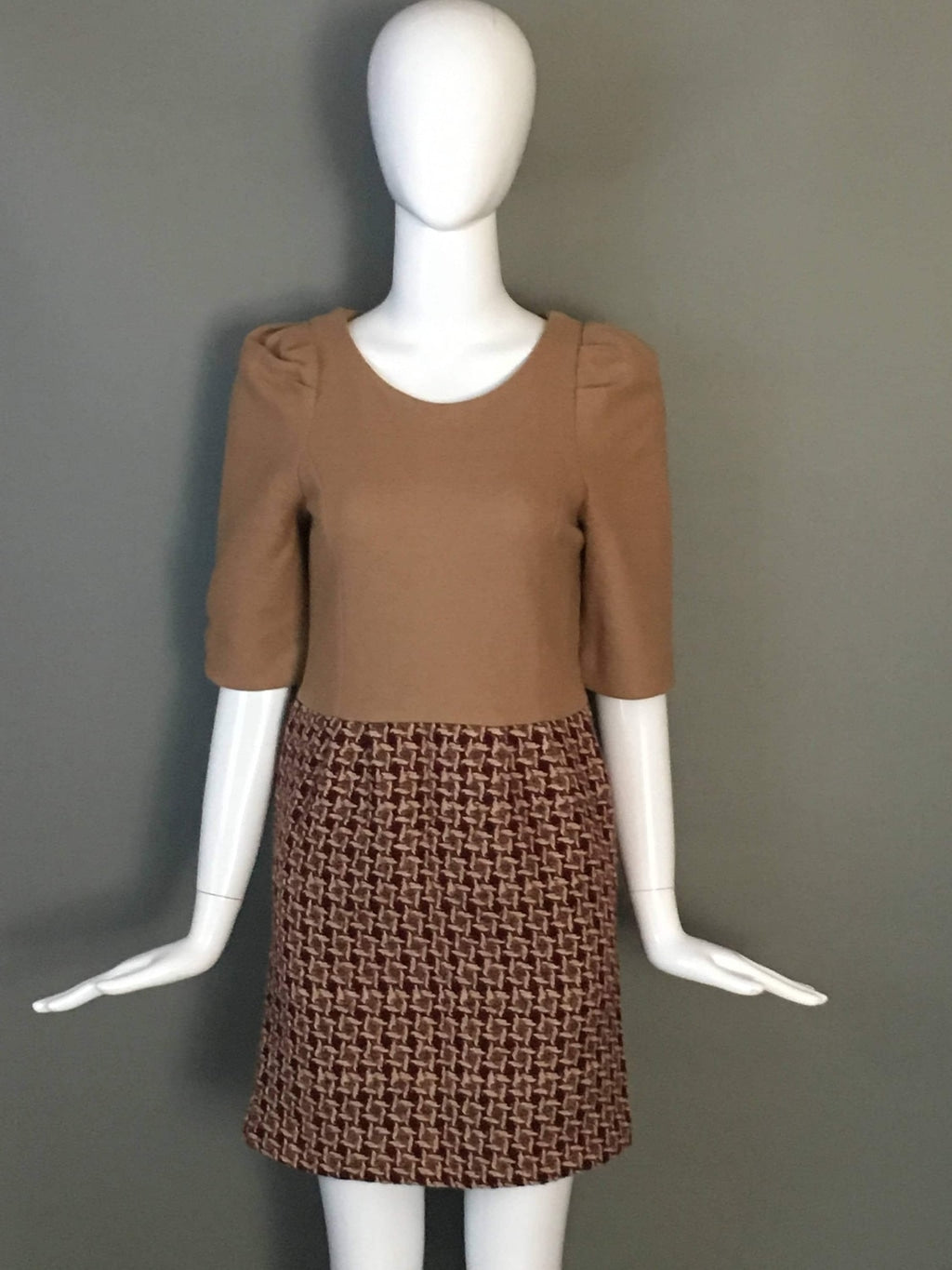 Darling Vtg 70s Nubby Skirt Camel Bodice Dress Puff 1/2 Sleeves XS Mint Condition Indie Streetwear Mod